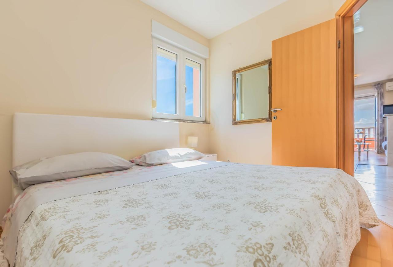 Blue Chill Apartments Duće 外观 照片